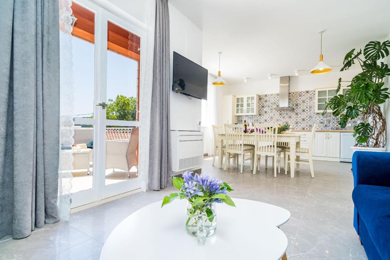 Nona'S Paradise Apartment - Free Parking ซาตอน ภายนอก รูปภาพ
