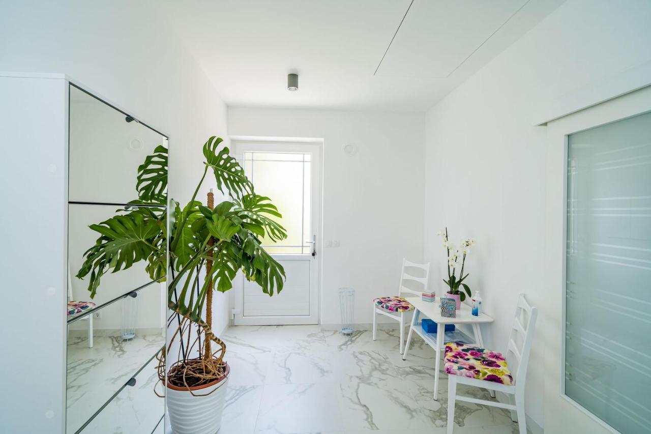 Nona'S Paradise Apartment - Free Parking ซาตอน ภายนอก รูปภาพ